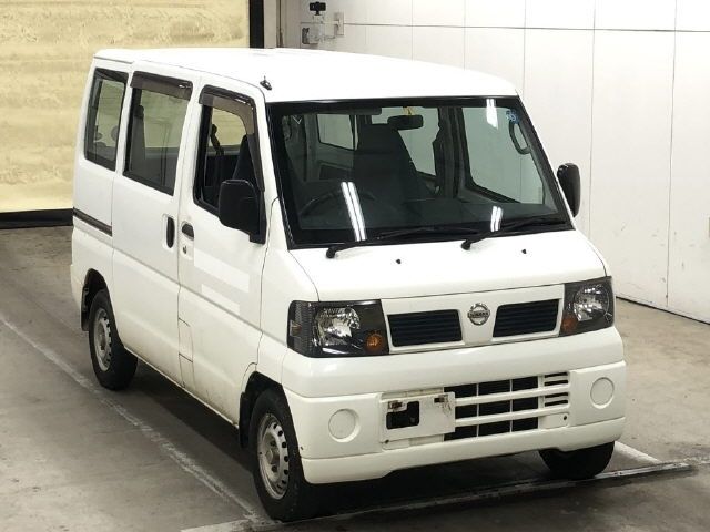 1022 Nissan Clipper van U72V 2011 г. (IAA Osaka)